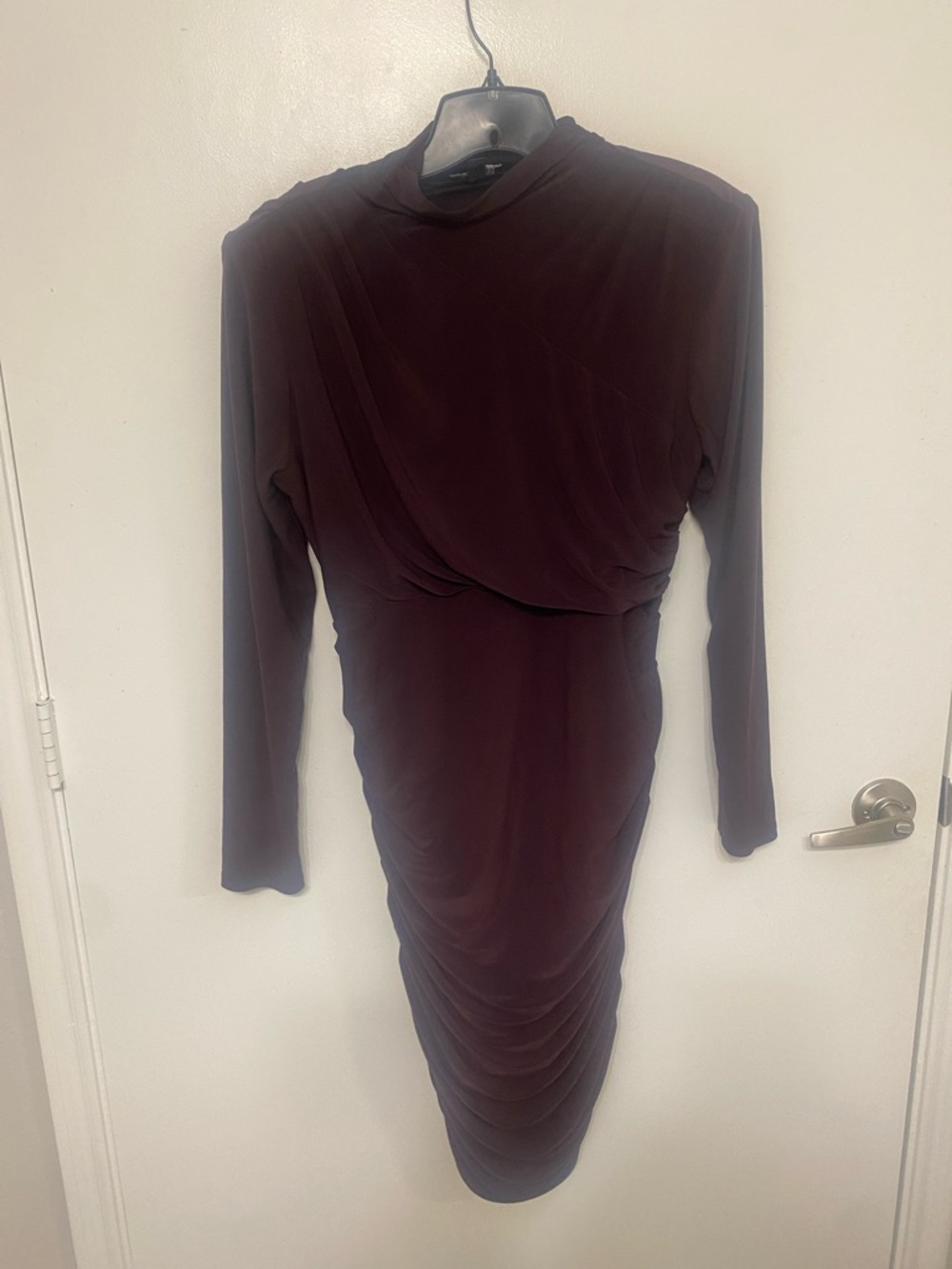 Express Long-Sleeve Ruched Midi Dress - Plum